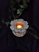 Elegant Flower Candle Holder with Golden Accents: Illuminate in Style - Pearl white / gold color - Image 2