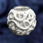 Serenity Glow: The Elegant Round Candle Holder - White crackle color