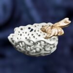 Apple-Shaped Ceramic Bowl - White and gold color - Image 4